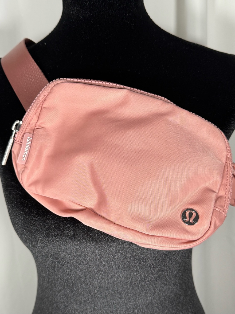 lululemon athletica Dusty Rose Crossbody Belt Bag